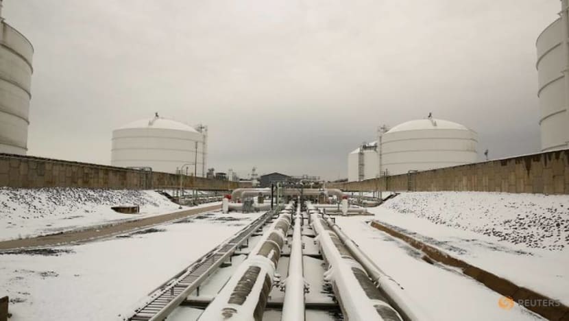 In a first, US pipeline agency weighs climate change impacts