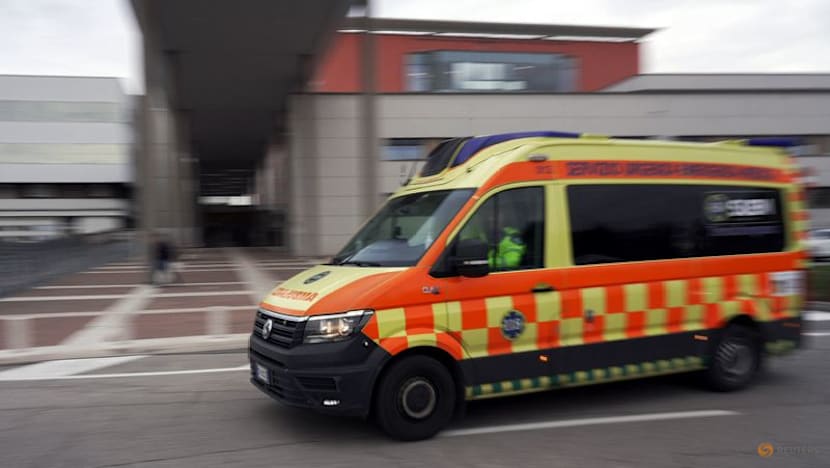 Alpine skiing-FIS chief hopes to see Vonn back on skis soon