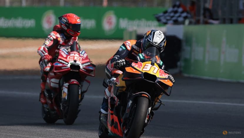 Acosta wins Thailand GP sprint after stewards order Marquez to give up lead