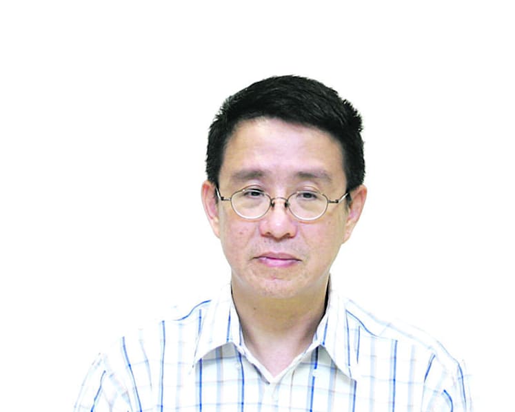 Alex Au fined S$8,000 for contempt of court
