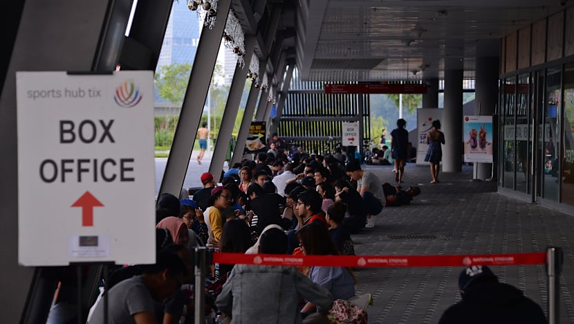 Coldplay sells out 100,000 tickets in Singapore