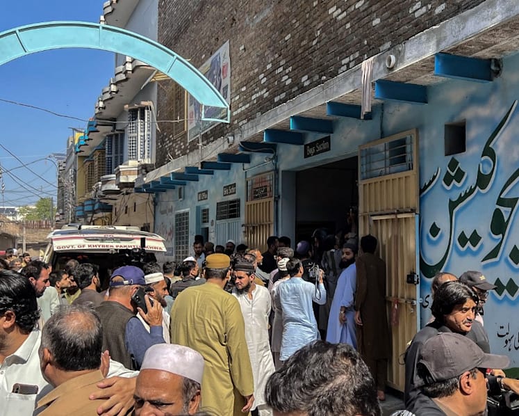 Pakistan school roof collapse kills 28; more deaths feared
