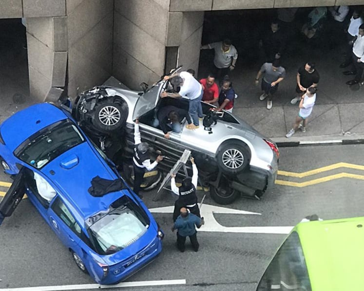 62-year-old taxi driver taken to hospital after crash along Robinson Road