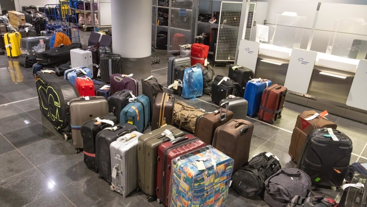 CNA Explains Why do airlines offload luggage when faced with adverse weather conditions CNA