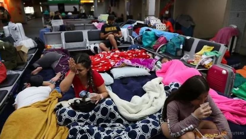 Ratusan penumpang terkandas di lapangan terbang Brazil dek sekatan perjalanan