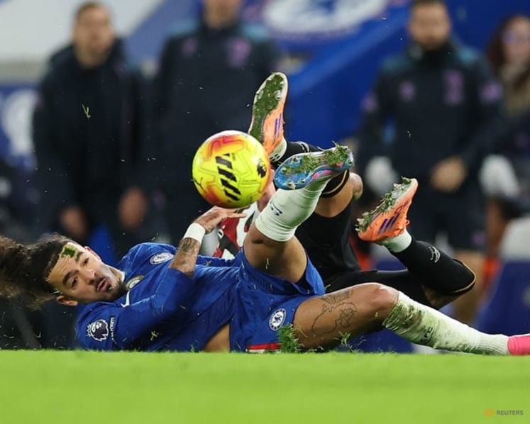 Chelsea pay the price for losing control again