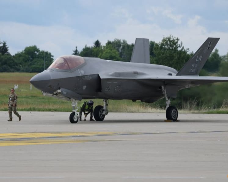 Trump says US will lift sanctions on Türkiye, possibly sell F-35 fighter jets