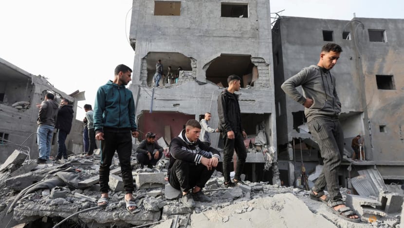 Dozens killed in Gaza in Israel's air strikes as Qatar holds hope for ceasefire Dozens killed in Gaza in Israel's air strikes as Qatar holds hope for ceasefire