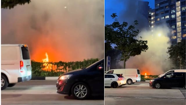 拖车公路上起火燃烧 无人受伤