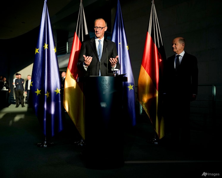 German Chancellor calls for US to stay out of his country's politics