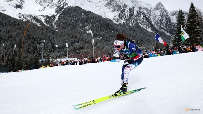 Biathlon-France's Jeanmonnot tests SkiMo to recharge biathlon batteries