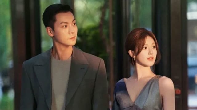 赵露思新剧《许我耀眼》空降开播　与陈伟霆上演现实派婚姻博弈