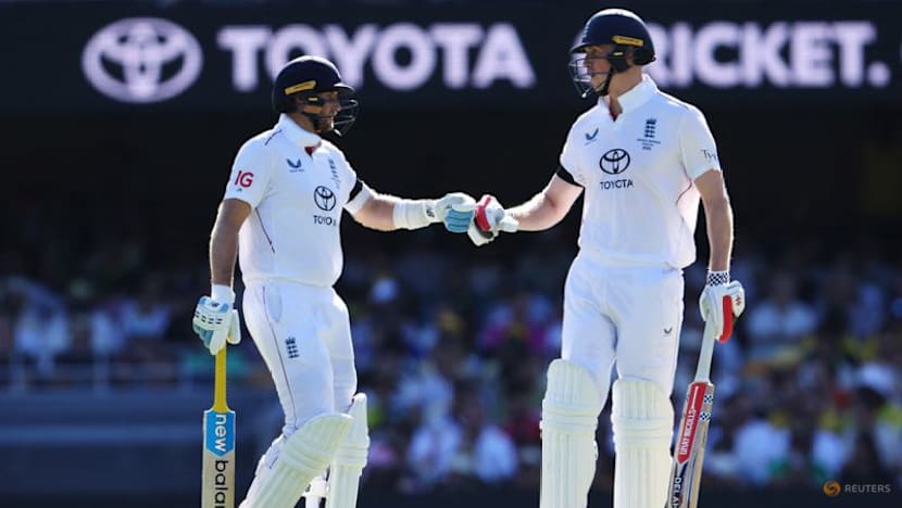 England rally to 98-2 after Starc double-strike