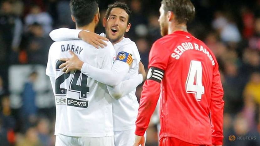 Real Madrid kalah mengejut 2-1 di tangan Valencia Real Madrid kalah mengejut 2-1 di tangan Valencia