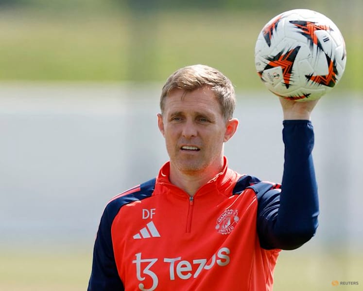 Fletcher sought Ferguson’s blessing before taking interim Man United role