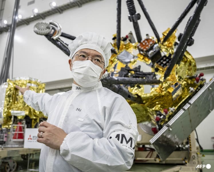 Japan to launch historic round-trip mission to Mars moon Japan to launch historic round-trip mission to Mars moon