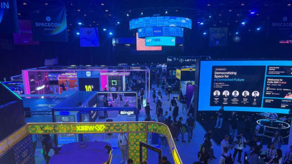 Crypto industry descends on Dubai as Trump euphoria recedes - Channel News Asia (Picture 2)