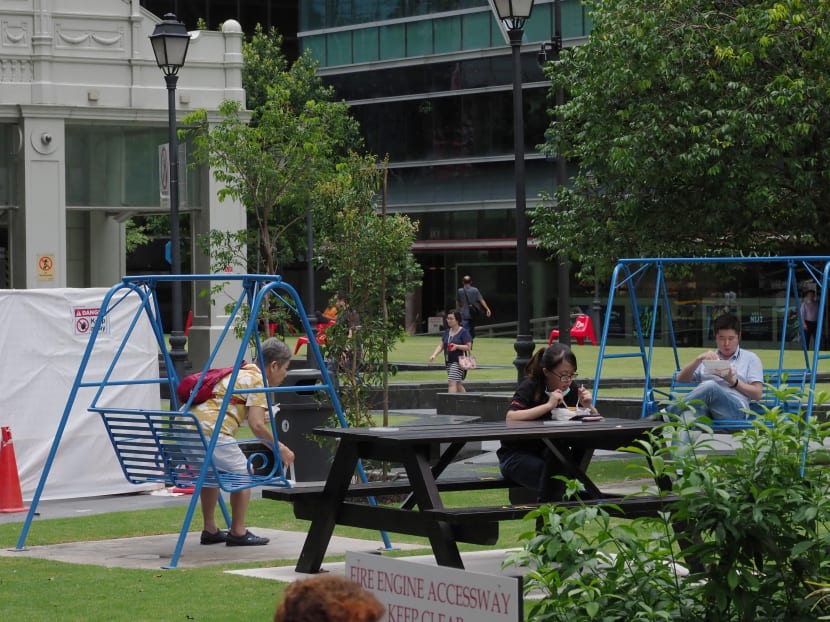 For many working in the heart of the business district, they had to pack their belongings to work from home from April 7, 2020, because only services deemed as essential will continue operating on-site.