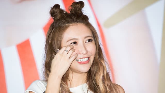 全家确诊冠病，恺乐心疼儿子发烧2天哭不停！