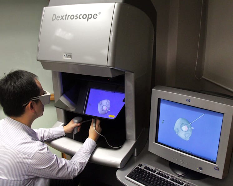 New NUS collaboration to improve virtual reality tools for surgeons