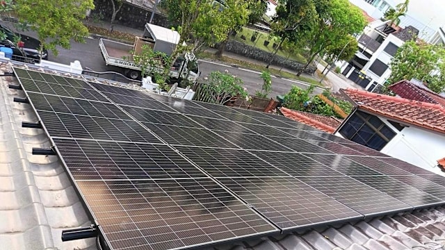 更多私宅屋主安装太阳能板 需求同比增加两倍