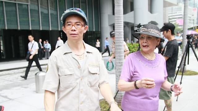 怒轰侄子企图争夺遗产，梅启明称梅妈托梦喊冤