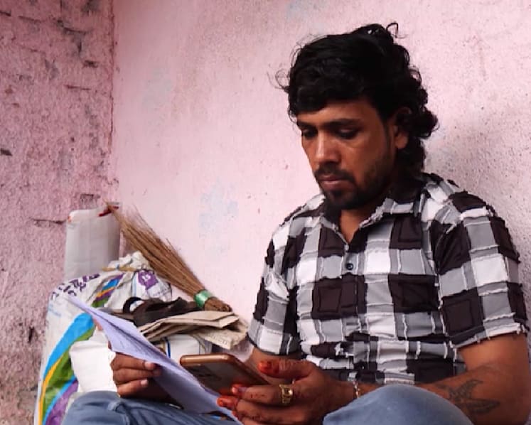 Low-income Indians turn to micro mutual funds for financial security