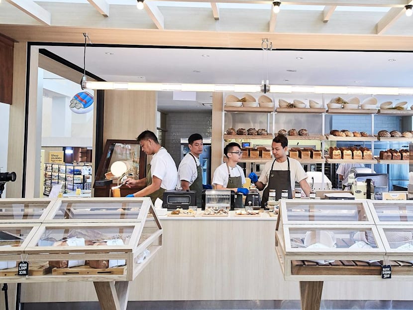 How To Shop & Eat Without Talking To Humans At Honestbee&rsquo;s High-Tech Grocery & Dining Concept Habitat