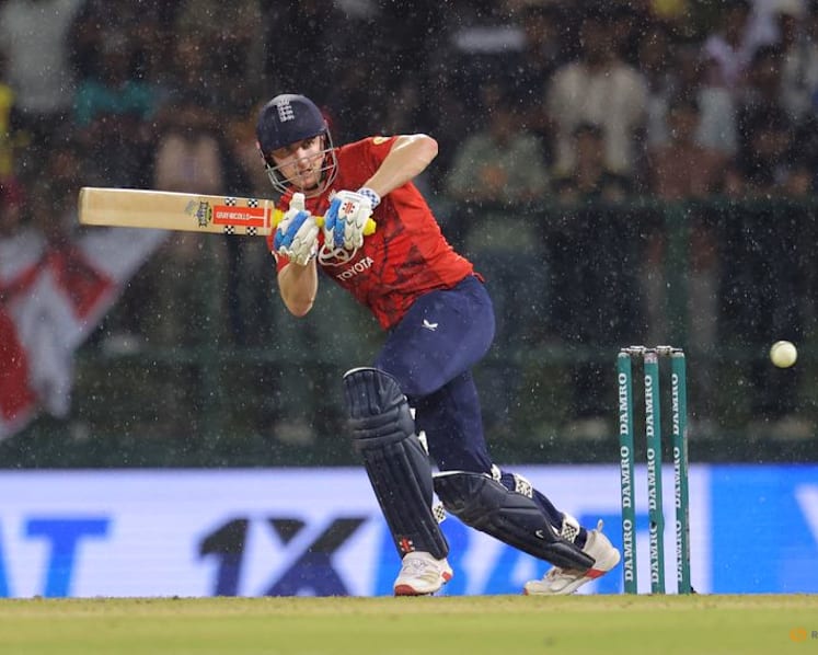 Banton, Brook help England battle past Sri Lanka to clinch series win
