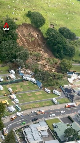 Landslide hits New Zealand campsite, several people missing