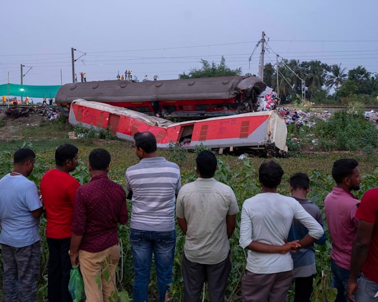 As India grieves train crash that killed 275 people, relatives still wait for bodies of loved ones