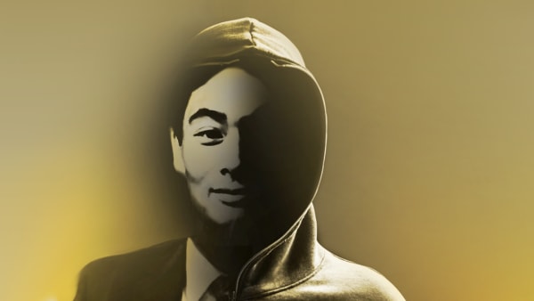The Serial Swindler