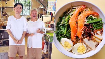 Guys Behind HDB Private Diner PasirPanjangBoy Open Hawker Stall Selling $6 Curry & Prawn Mee