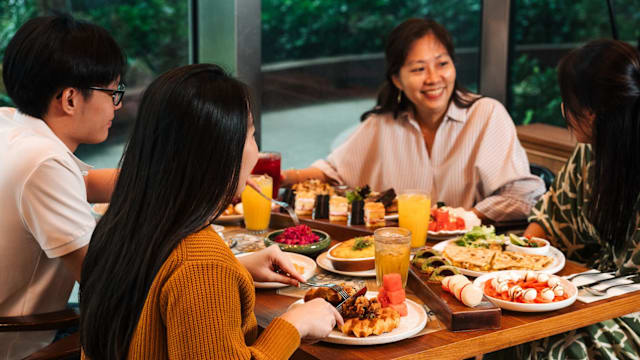 母亲节宠妈咪吃好料！从火锅、精致料理到自助餐通通安排