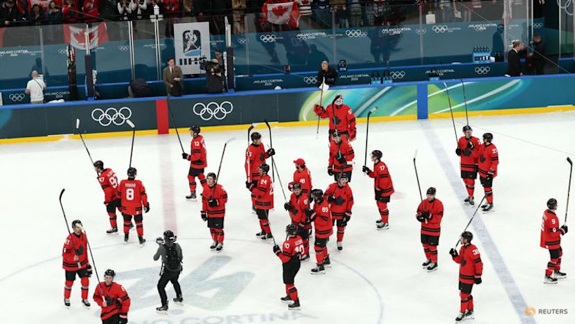 Ice hockey-Canada earn top seeding out of preliminaries as men's tournament moves to knockout stage