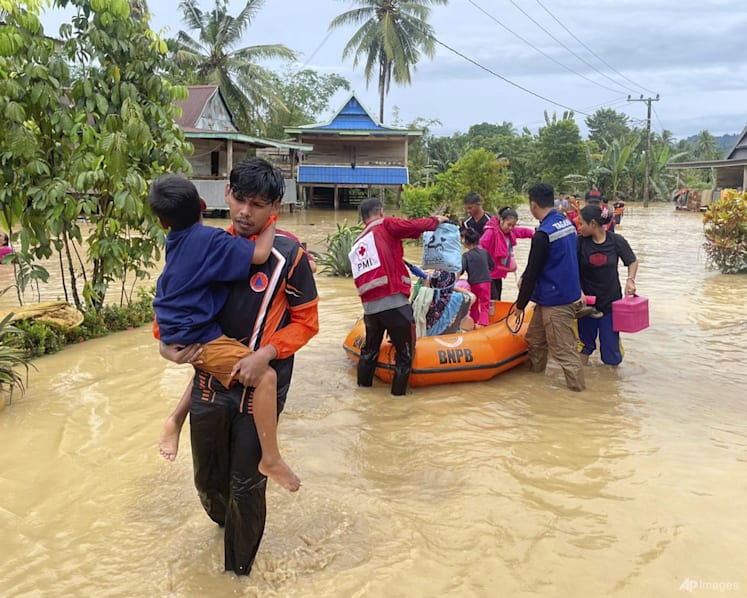 15 dead in Indonesia landslides, floods: Disaster agency