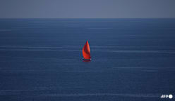 Ocean temperatures near record high in March: EU monitor