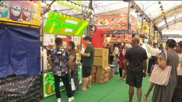 受访斋戒月市集摊贩对今年业绩反应不一