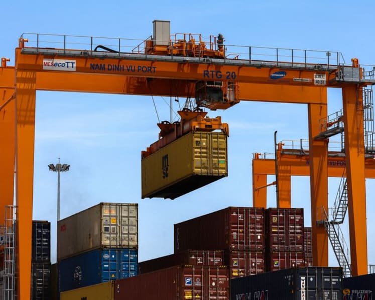 Vietnam's trade surplus with US hits record as exports surge despite tariffs