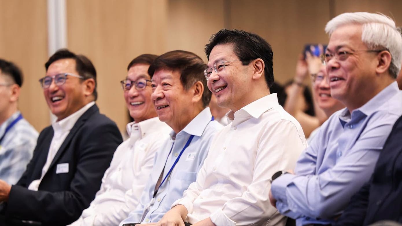 许文远卸任新报业媒体主席 黄循财感谢他带领报社度过转型期
