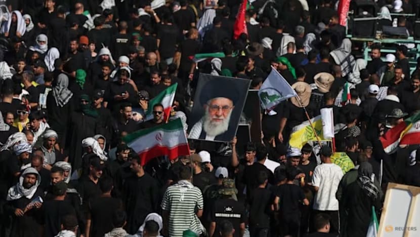 Perang Amerika, Israel dan Iran: Penduduk Iraq banjiri lokasi perarakan pengebumian Ali Khamenei