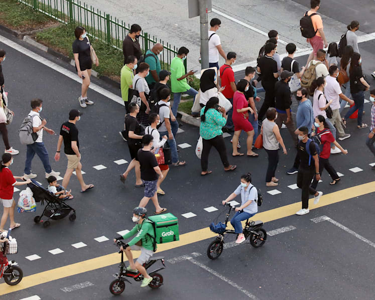 Singapore reports 9,930 new Covid-19 cases, 3 deaths