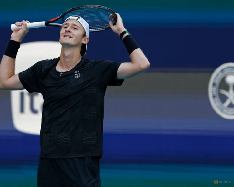 Alcaraz stunned by Korda at Miami Open