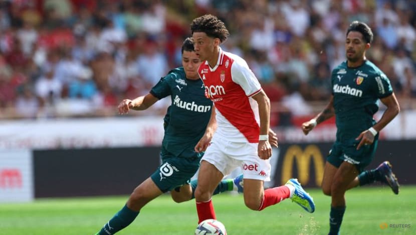 Manchester City sign Uzbekistan defender Khusanov from Lens Manchester City sign Uzbekistan defender Khusanov from Lens