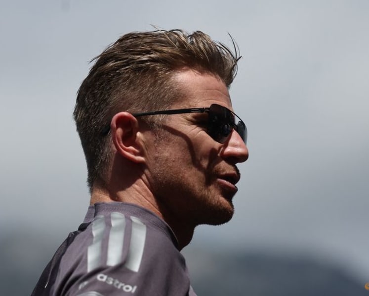 Airborne gravel blamed for Hulkenberg's Barcelona retirement