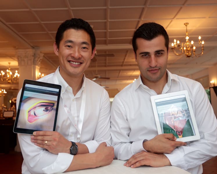 App lets doctors practise surgery using smartphones