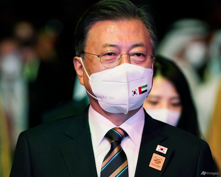 From oil-rich UAE, South Korea president vows climate action