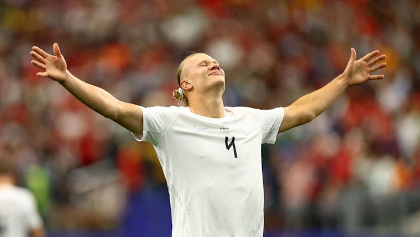 Haaland shakes off Ivory Coast shackles to haul Norway into World Cup last 16
