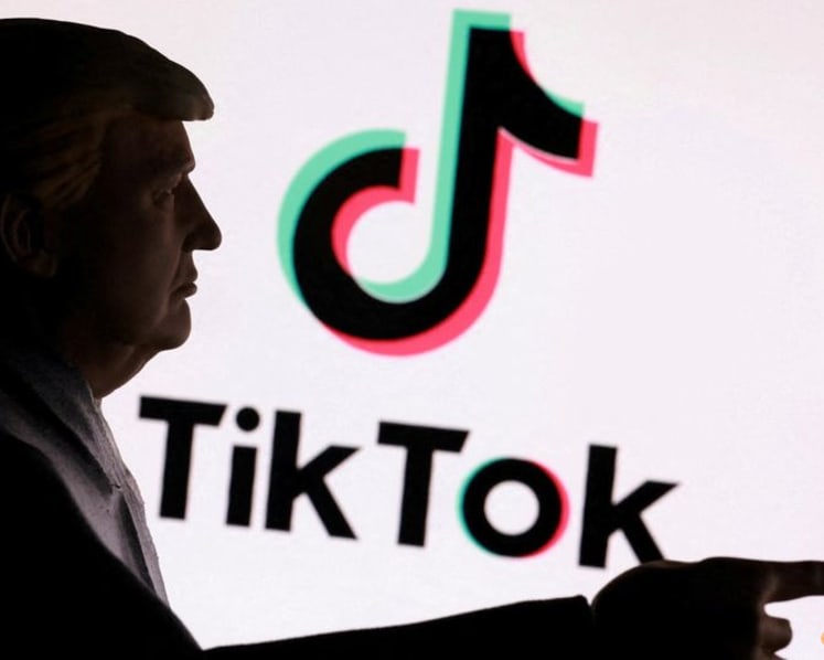 Trump administration set to receive $10 billion fee for brokering TikTok deal, WSJ reports