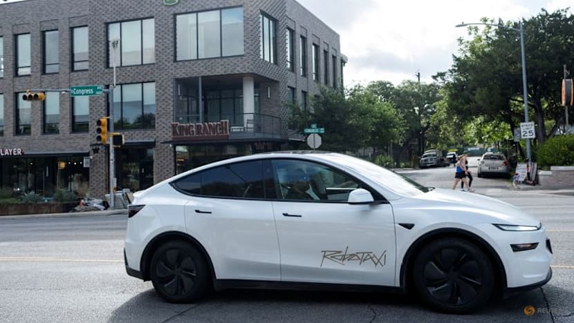 Exclusive-Tesla presented misleading ‘Full Self-Driving’ safety data to European regulators